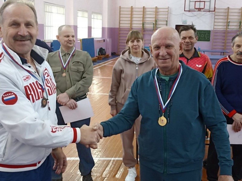 Открытое первенство по настольному теннису среди ветеранов Кинель-Черкасского района